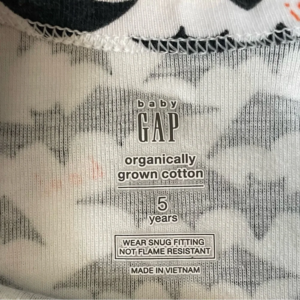 GAP Black and White Bat Print Kids Pajama Set size 5 - Picture 5 of 6